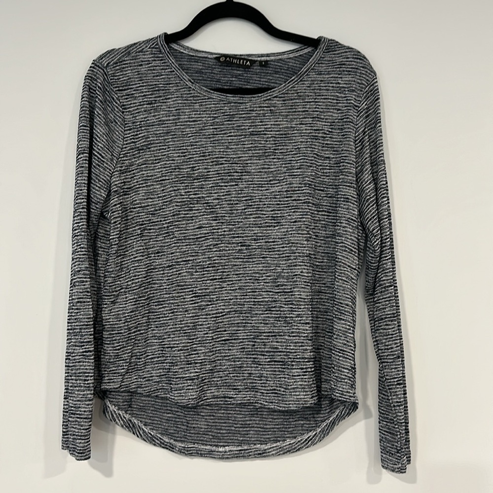 Womens Athleta Breezy Long Sleeve Shirt Blue White Cutout Back Modal sz Small